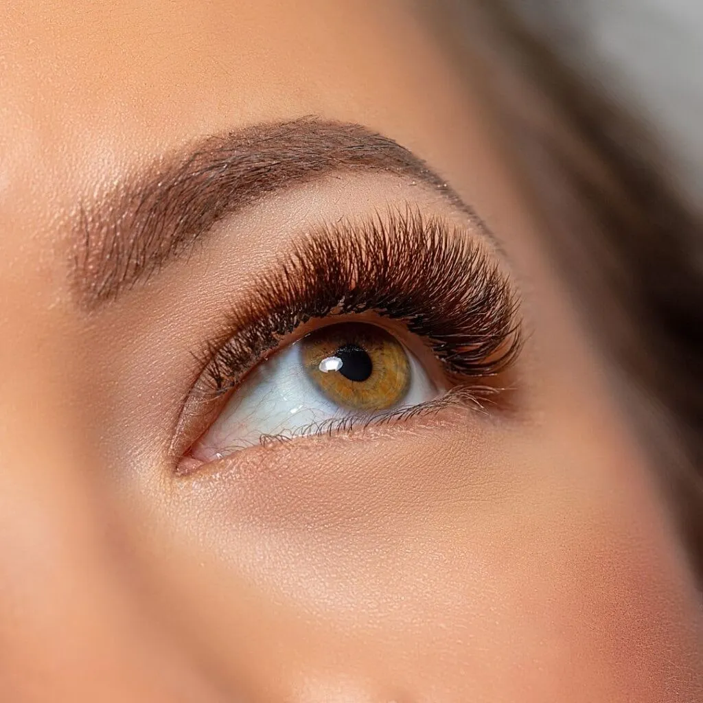 How much do eyelash extensions cost?-Mediterranean Beauty